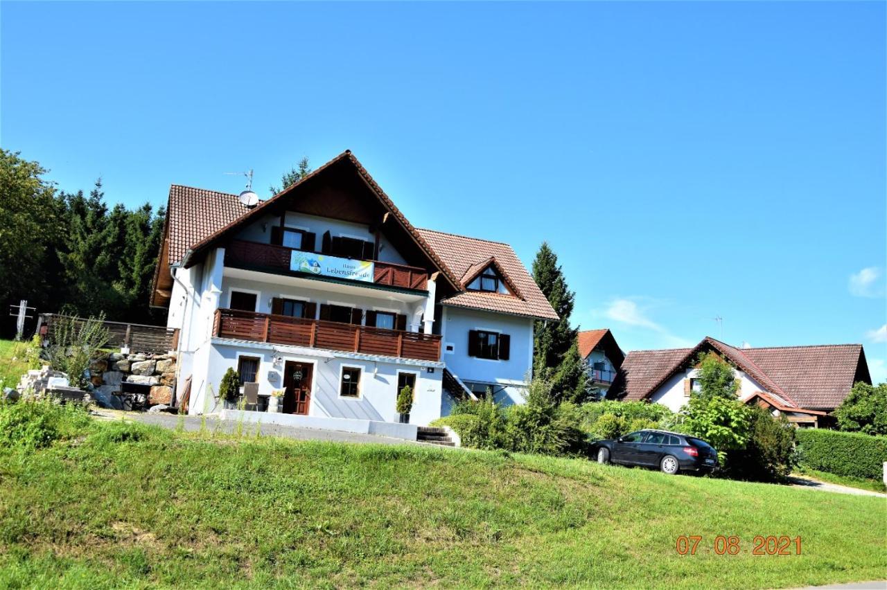 Haus Lebensfreude Apartamento Unterlamm  Exterior foto