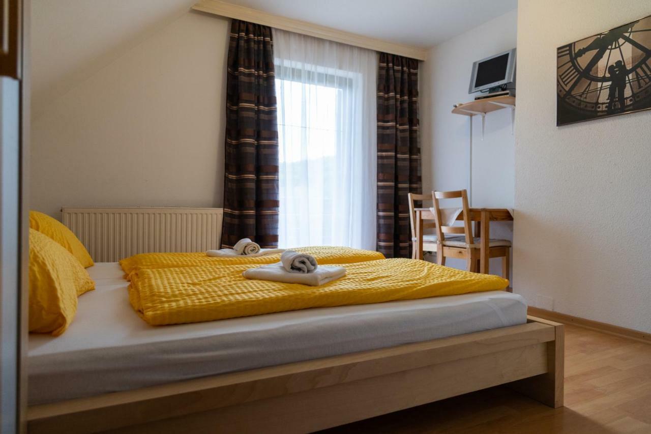 Haus Lebensfreude Apartamento Unterlamm  Exterior foto